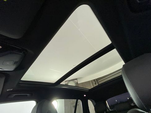 Used 2023 BMW X5 sDrive40i w/ Premium Package image 12