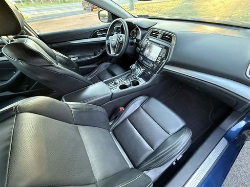 Used 2017 Nissan Maxima 3.5 SV FWD image 12