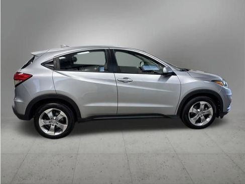 Used 2021 Honda HR-V LX image 6