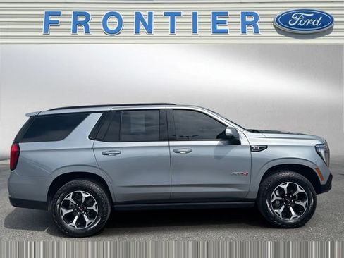 Used 2025 GMC Yukon AT4 w/ AT4 Premium Plus Package AWD/4WD image 1