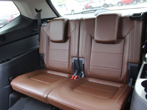 Used 2023 Volkswagen Atlas SE AWD/4WD image 17