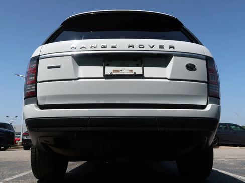 Used 2015 Land Rover Range Rover Supercharged AWD/4WD image 10