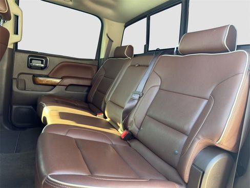 Used 2018 Chevrolet Silverado 1500 High Country image 9