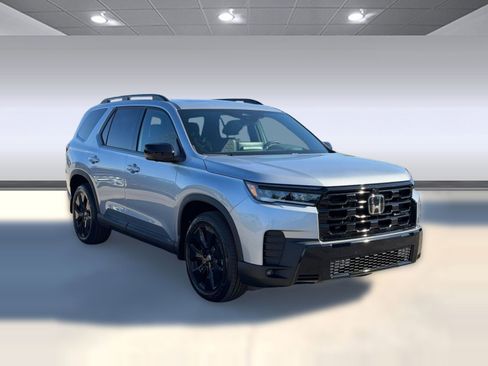 New 2026 Honda Pilot Black Edition image 7