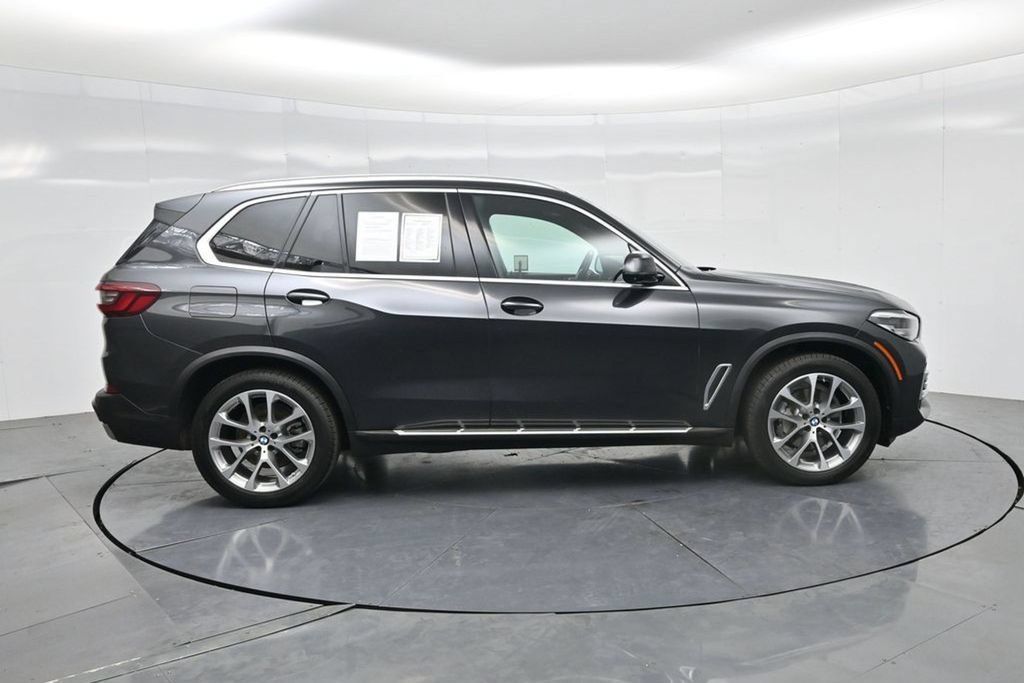 Used 2023 BMW X5 xDrive40i AWD/4WD image 31