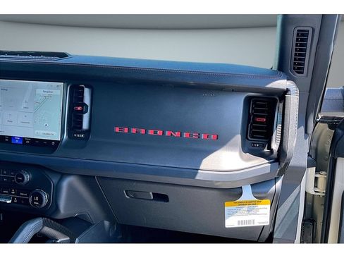 Used 2025 Ford Bronco Raptor AWD/4WD image 42