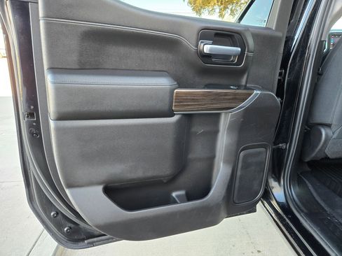 Used 2020 Chevrolet Silverado 1500 RST image 15