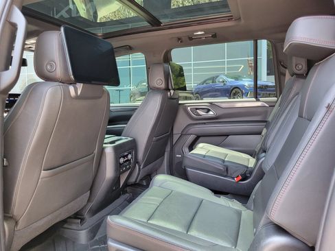 Used 2021 Chevrolet Suburban RST w/ Luxury Package AWD/4WD image 26