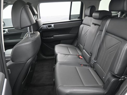 Used 2025 Hyundai Santa Fe SEL image 27