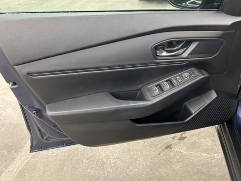 Used 2023 Honda Accord EX image 10