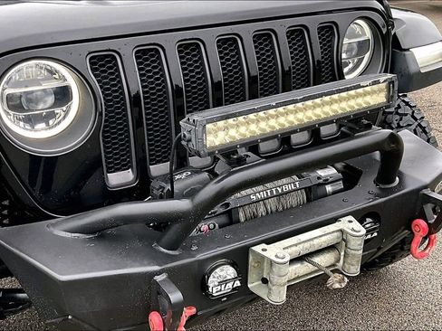 Used 2020 Jeep Wrangler Unlimited Rubicon w/ Dual Top Group AWD/4WD image 27