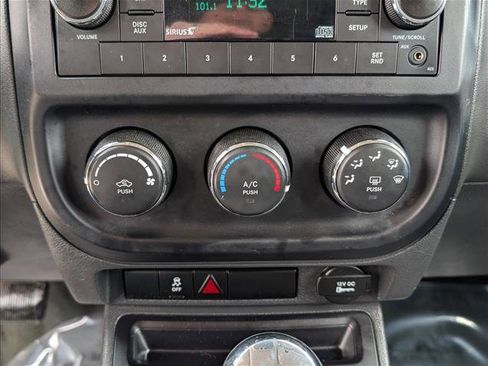 Used 2017 Jeep Patriot Sport w/ Power Value Group image 11