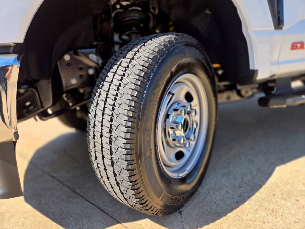 New 2027 Ford F250 XL AWD/4WD image 30