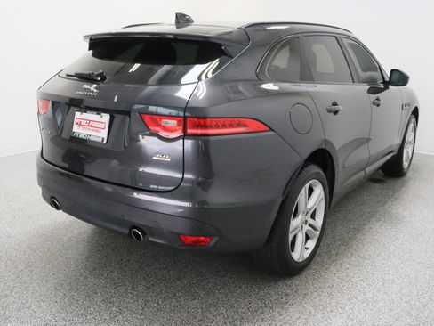 Used 2018 Jaguar F-PACE R-Sport AWD/4WD image 7