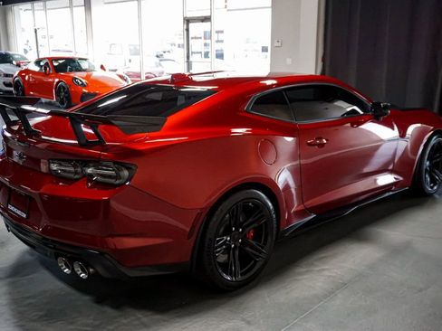 Used 2021 Chevrolet Camaro ZL1 image 7