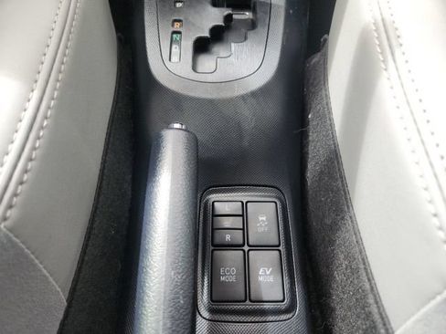 Used 2018 Toyota Prius C Four FWD image 17