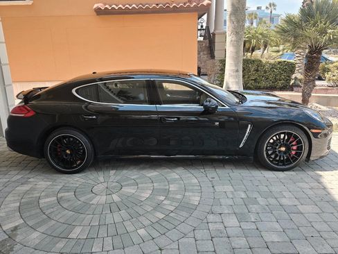 Used 2014 Porsche Panamera image 48