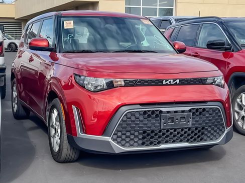 Used 2024 Kia Soul LX w/ Option Group 015 image 2