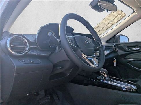 New 2026 Chevrolet Trax ACTIV w/ Sunroof Package image 8