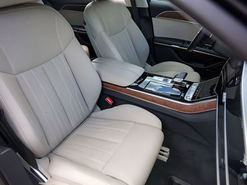 Used 2023 Audi A8 L 3.0T AWD/4WD image 34