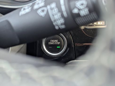 Used 2022 Buick Encore Preferred w/ Safety Package image 29