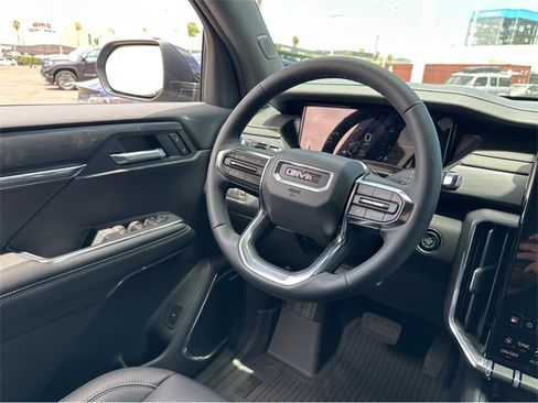 New 2025 GMC Acadia Elevation w/ Elevation Premium Package image 18