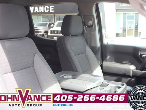 Used 2022 Chevrolet Silverado 1500 Custom image 15