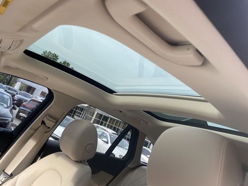 Certified 2020 Mercedes-Benz GLC 300 image 23