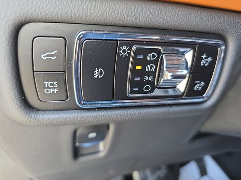 Certified 2023 Lincoln Nautilus Black Label w/ Class II Trailer Tow Package image 25