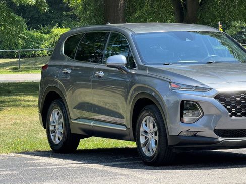 Used 2019 Hyundai Santa Fe SEL w/ Cargo Package FWD image 15