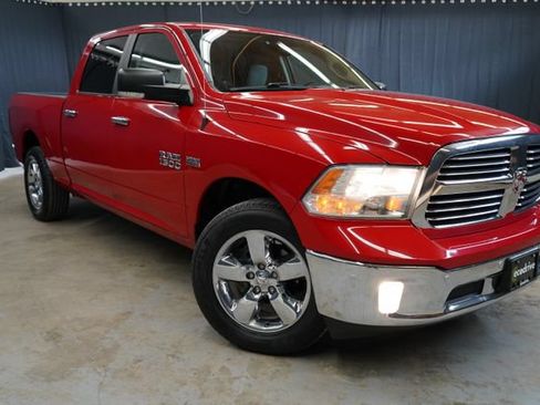 Used 2017 RAM 1500 Big Horn AWD/4WD image 3