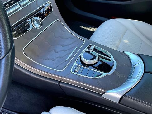 Used 2018 Mercedes-Benz C 300 Sedan image 16