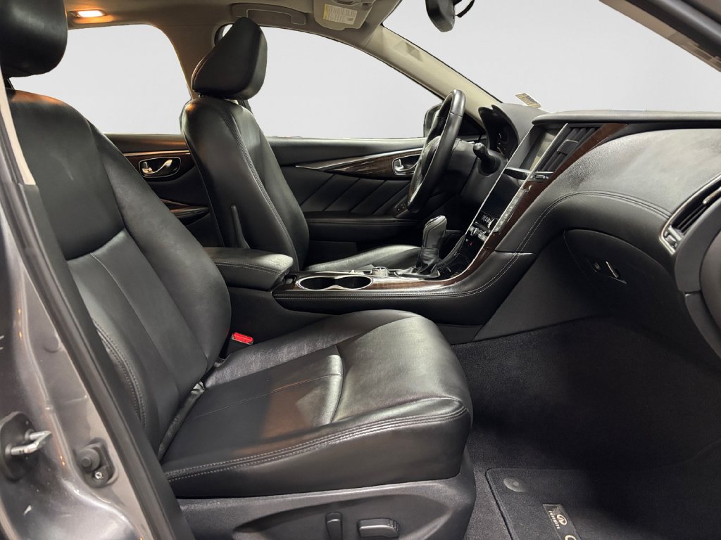 Used 2018 INFINITI Q50 Luxe RWD image 15