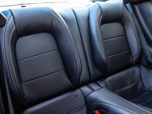 Used 2025 Ford Mustang Premium image 32