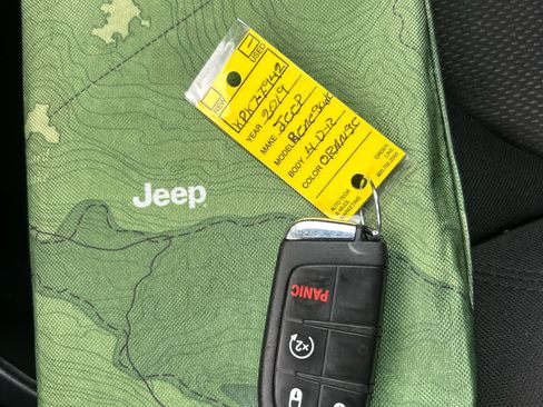 Used 2019 Jeep Renegade Sport image 21