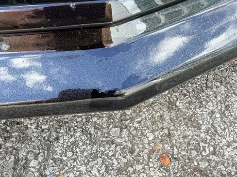 Used 2021 Chevrolet Corvette Stingray Coupe w/ Z51 Performance Package image 9