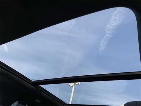 Used 2023 Toyota Sequoia Platinum image 30