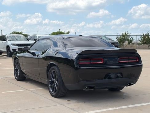 Used 2020 Dodge Challenger SXT w/ Blacktop Package image 7
