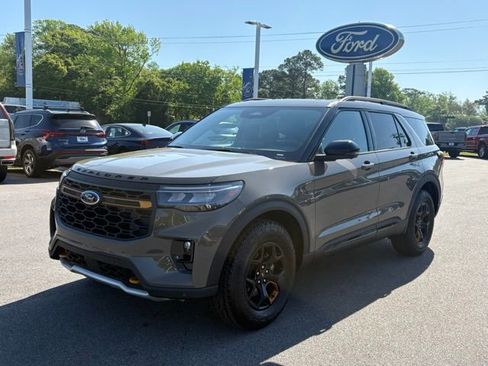 New 2026 Ford Explorer Tremor AWD/4WD image 1