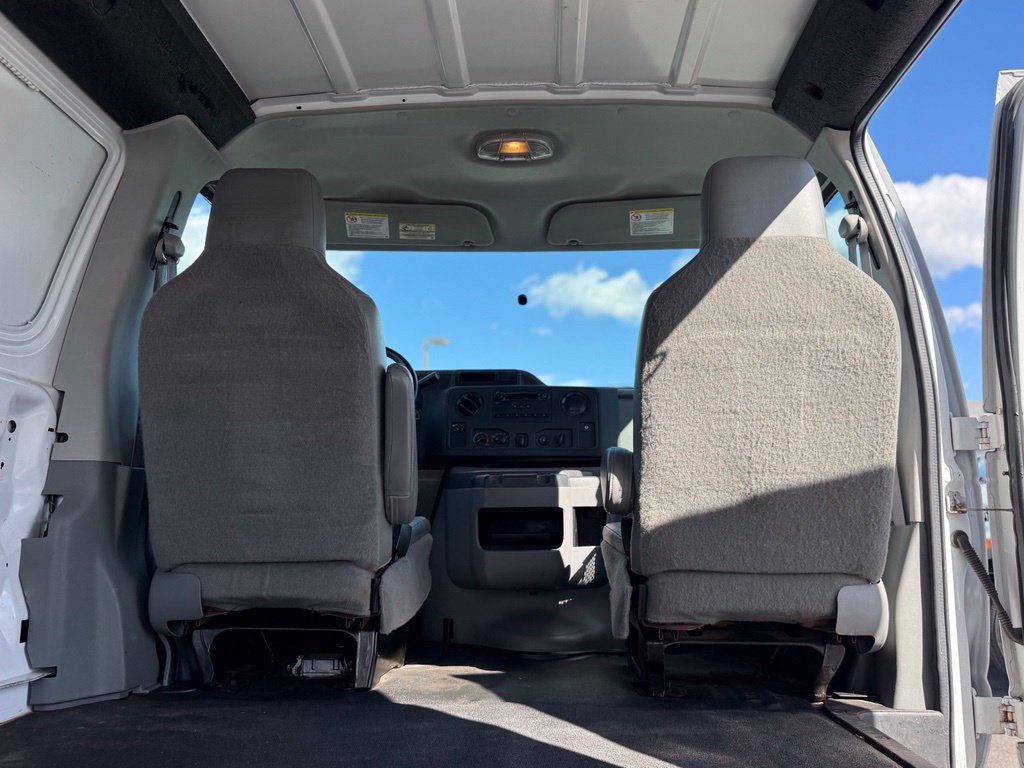 Used 2014 Ford E-350 and Econoline 350 Extended Super Duty RWD image 20