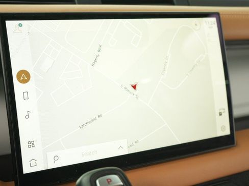 Used 2023 Land Rover Defender 130 SE image 49