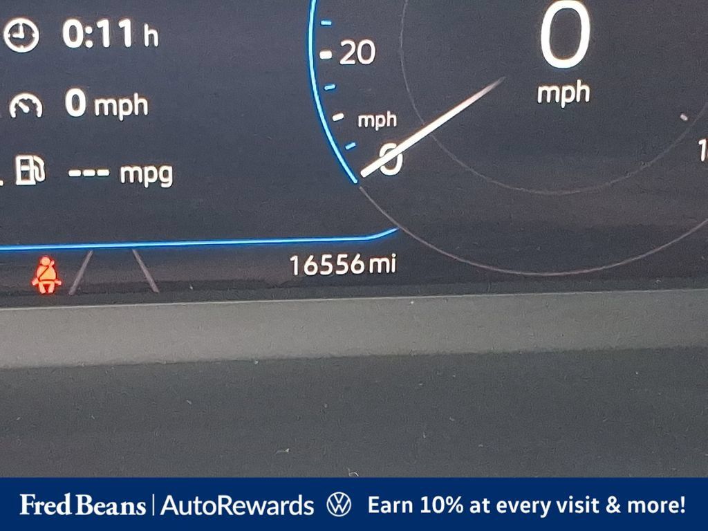 Certified 2024 Volkswagen Jetta SEL FWD image 25
