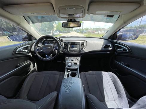 Used 2015 Chrysler 200 Limited FWD image 13