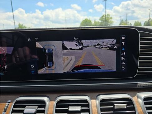 Certified 2024 Mercedes-Benz GLS 450 4MATIC image 29