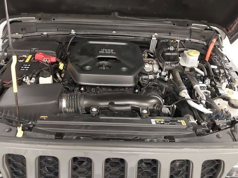 Used 2021 Jeep Wrangler Unlimited Rubicon 4xe w/ Cold Weather Group image 30