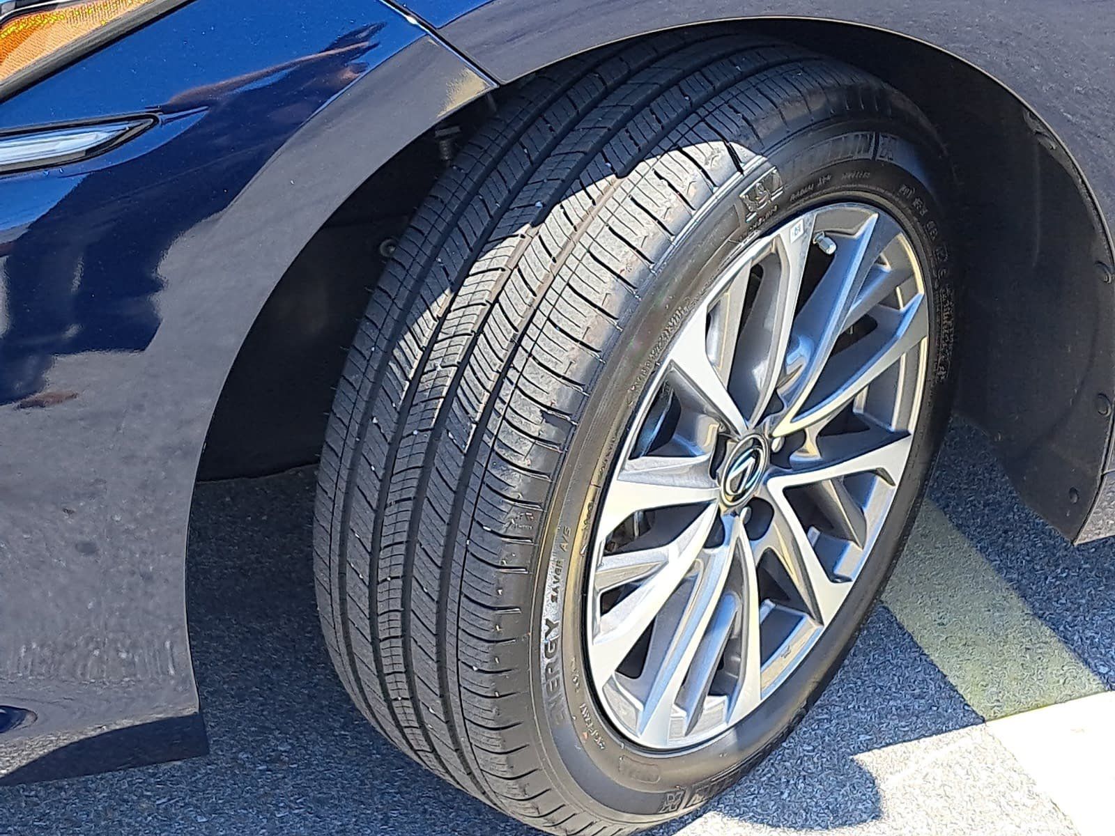 Used 2025 Lexus ES 350 FWD image 35