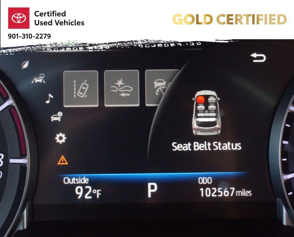 Used 2023 Toyota Highlander XSE FWD image 4