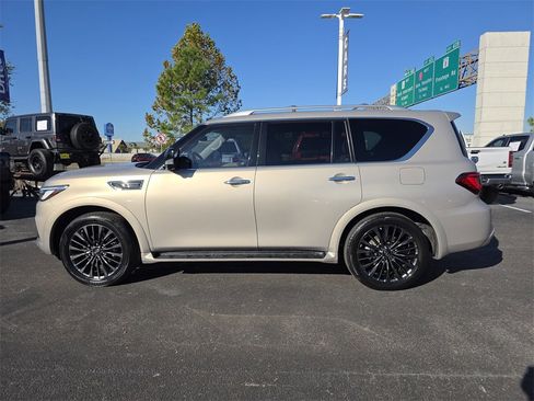 Used 2022 INFINITI QX80 Premium Select w/ Cargo Package image 7