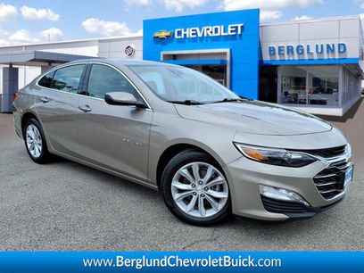 Used 2025 Chevrolet Malibu LT