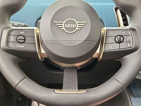 Used 2025 MINI Cooper Countryman S w/ Comfort Package Max AWD/4WD image 37